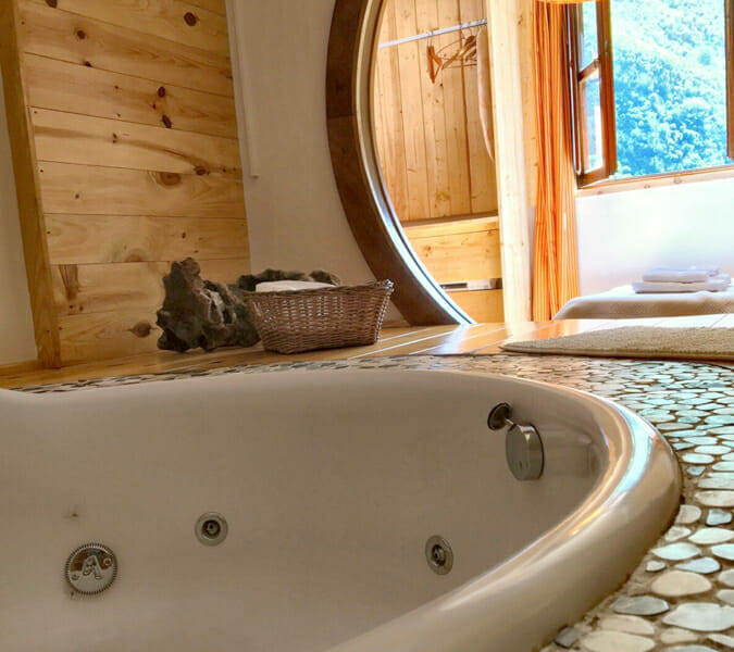 Casa con Jacuzzi Aguas del Beyo